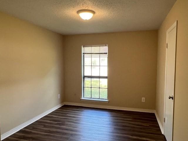 Building Photo - 5063 Camelot Dr W