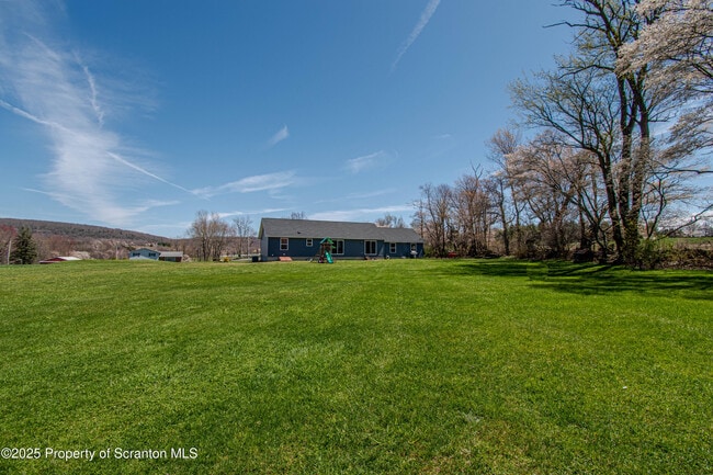 Building Photo - 151 Sandy Banks Rd