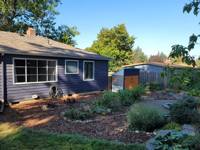 Building Photo - 1110 SE 113th Ave