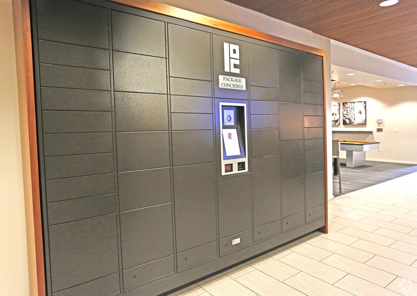 Mail Boxes - 206 Bell