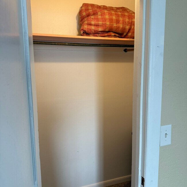 Building Photo - Spacious 3 Bed 2 Bath Home in Orchard Mesa