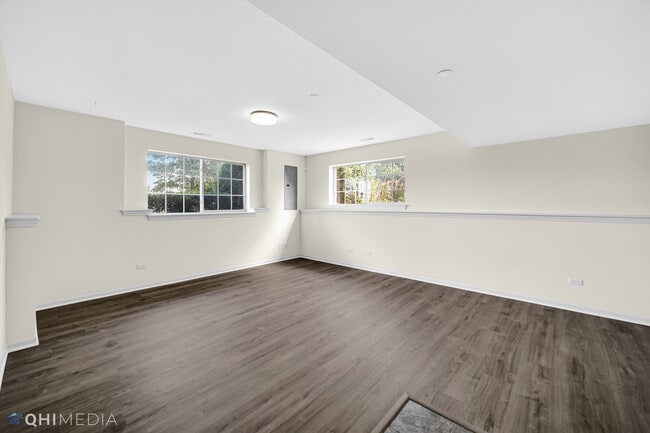 Building Photo - 2159 Coral Ln