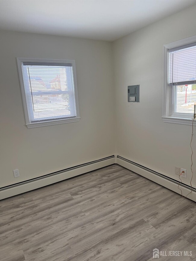 Building Photo - 729 Bordentown Ave