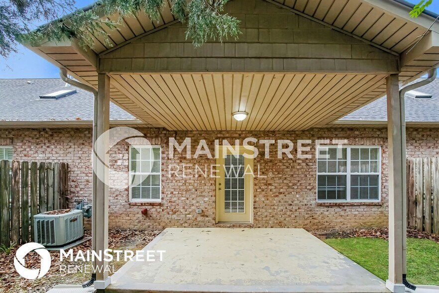 Building Photo - 7346 English Park Way