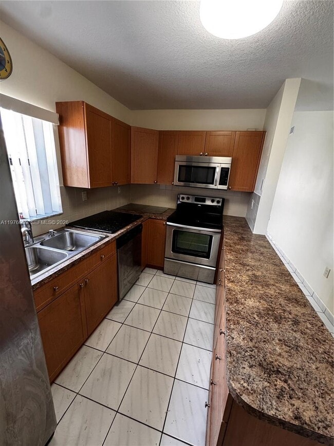 Building Photo - 1314 SW 124th Pl