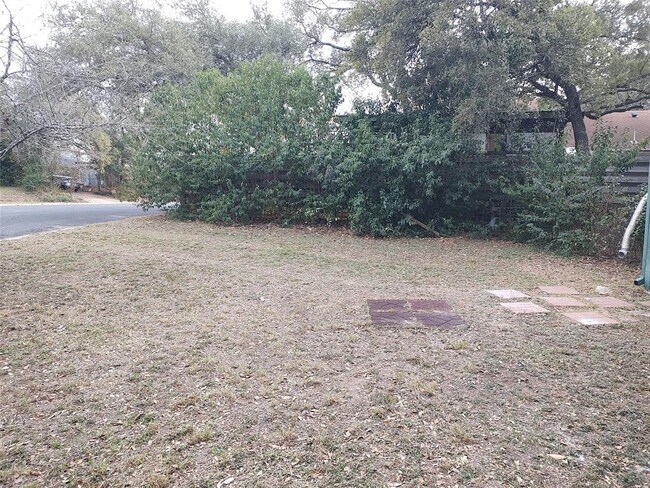 Building Photo - 3305 Dunliegh Dr