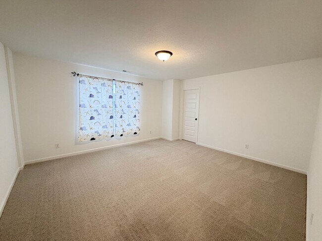 Building Photo - 4195 Risen Star Way