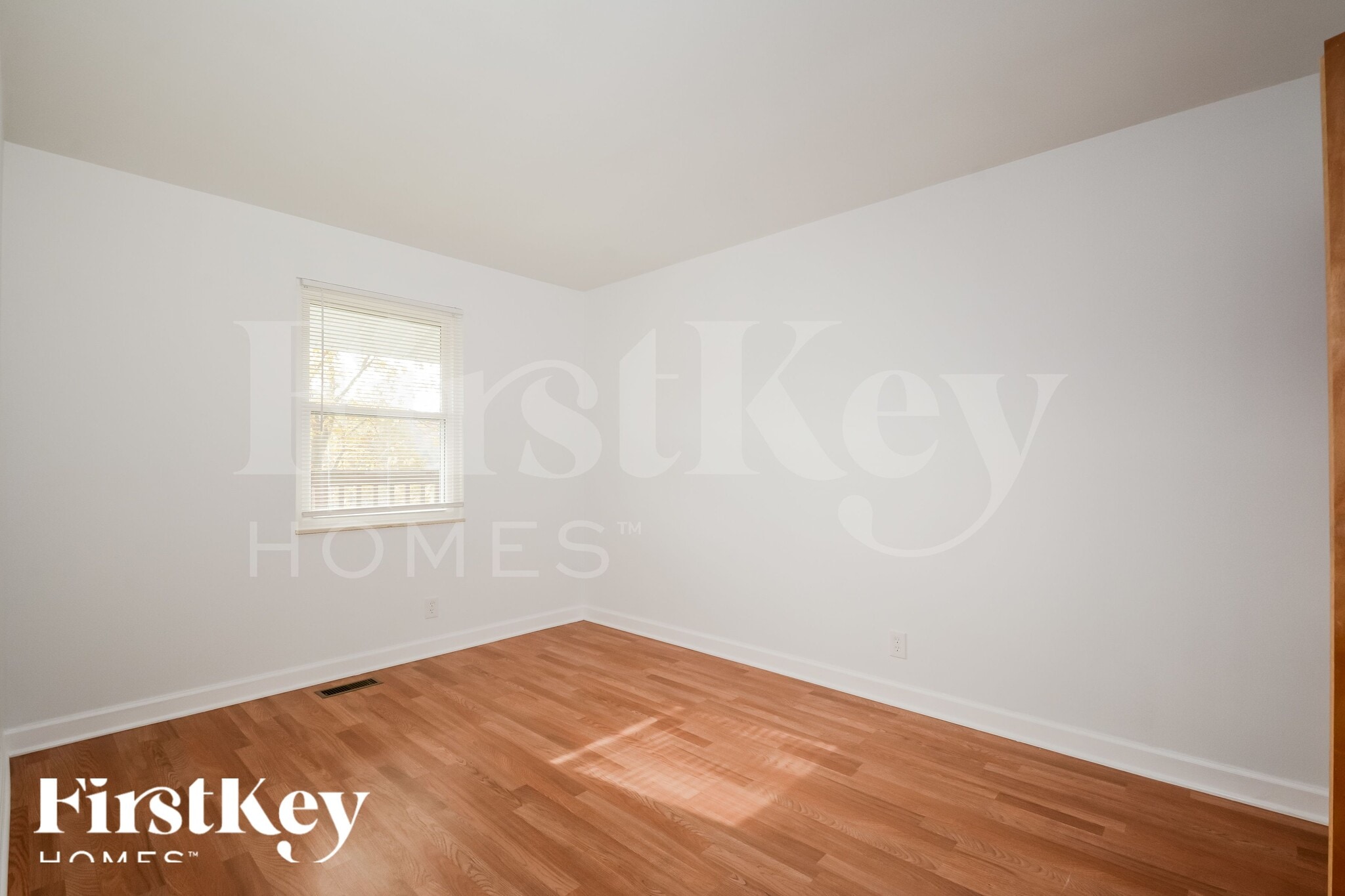 Building Photo - 1865 Waybridge Ln