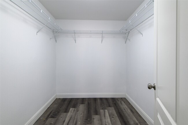 Building Photo - 3421 Twp Grove Ln