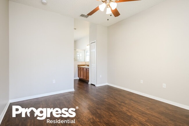 Building Photo - 541 Brighton Ct