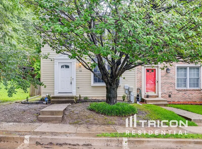Building Photo - 19 Hunt Cup Cir