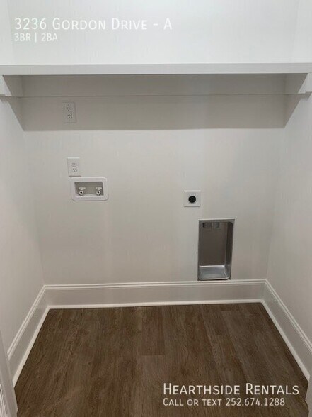 Building Photo - 3236 Gordon Dr