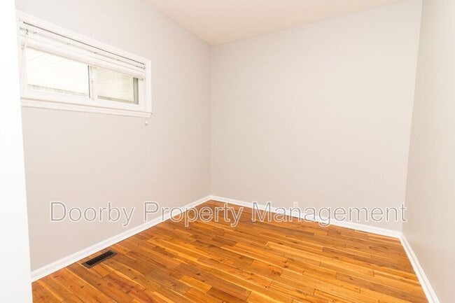 Building Photo - 1908 Cleveland Ave