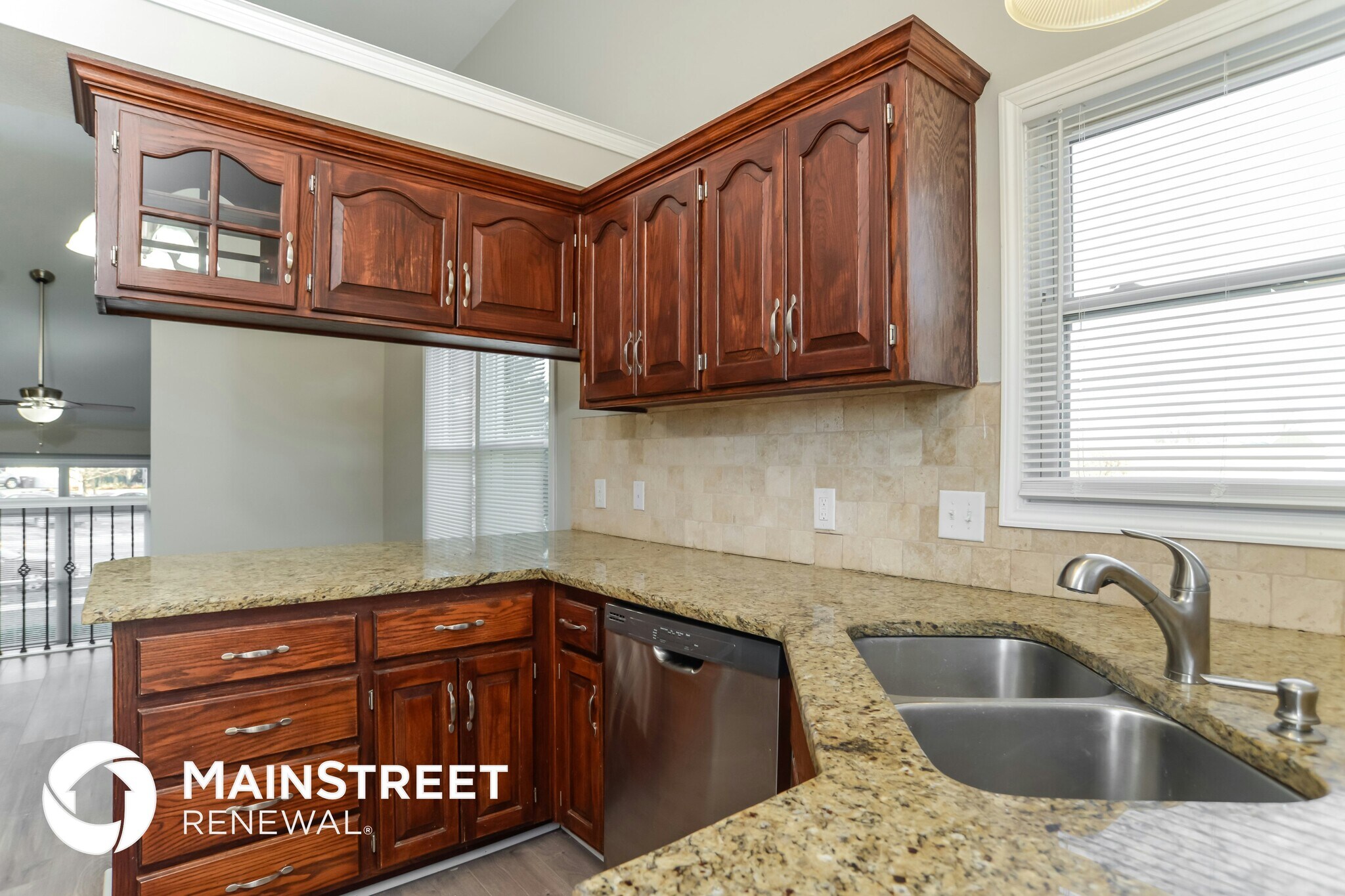 Building Photo - 7 Sherry Ct