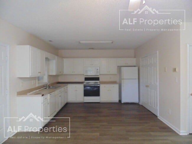 Primary Photo - For Rent – Newly Renovated 2BR/1BA