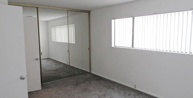 Building Photo - 11527 Ohio Ave