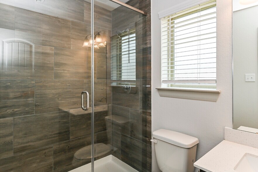 Building Photo - 7911 Cypress Country Dr