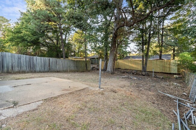Building Photo - 309 Blake Dr