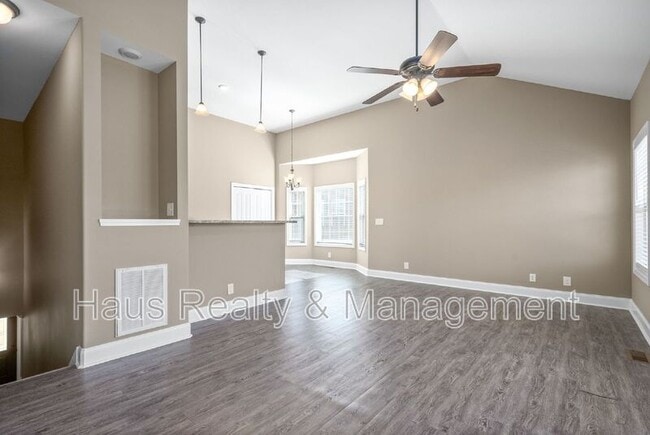 Building Photo - 172 Dundee Dr