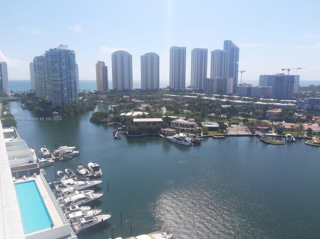 Primary Photo - 400 Sunny Isles Blvd