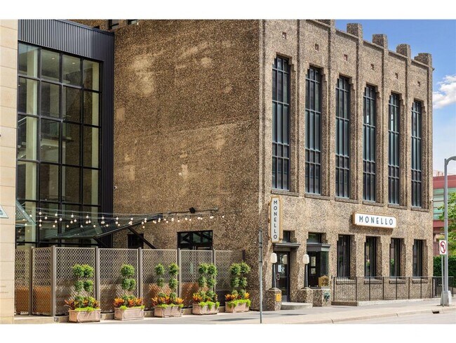 Building Photo - 201 S 11th St