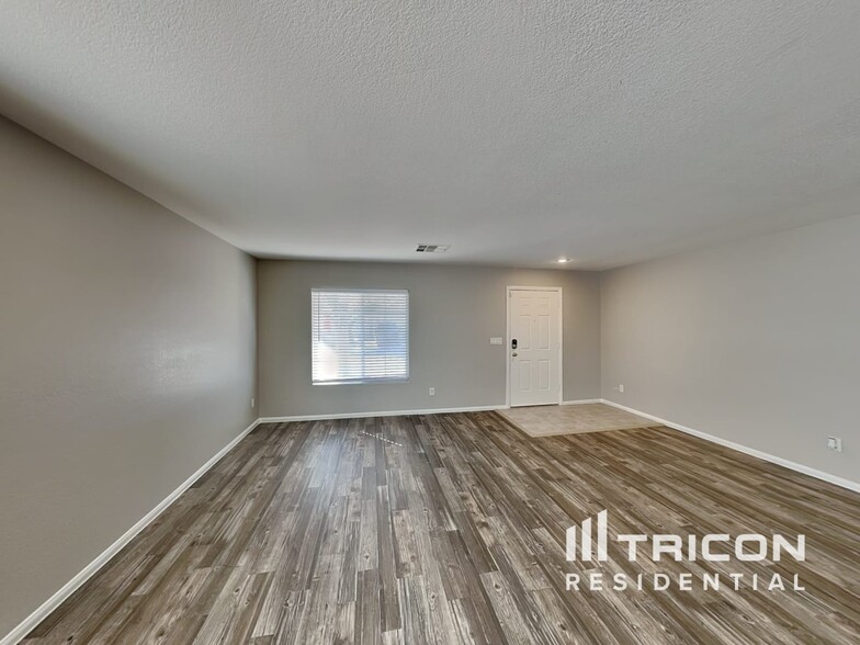 Building Photo - 4940 Naff Ridge Dr