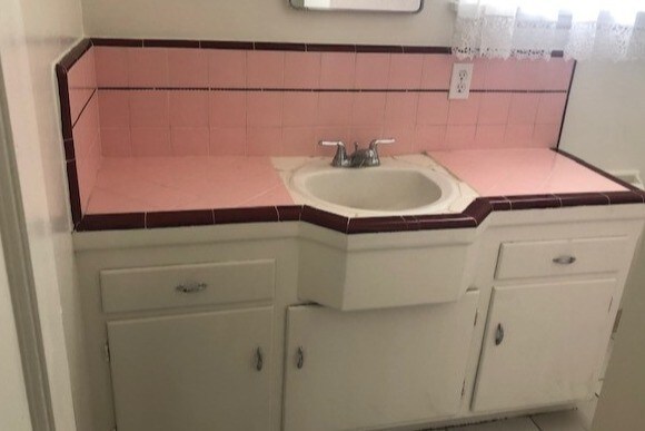 Bathroom - 1701 S 5th St