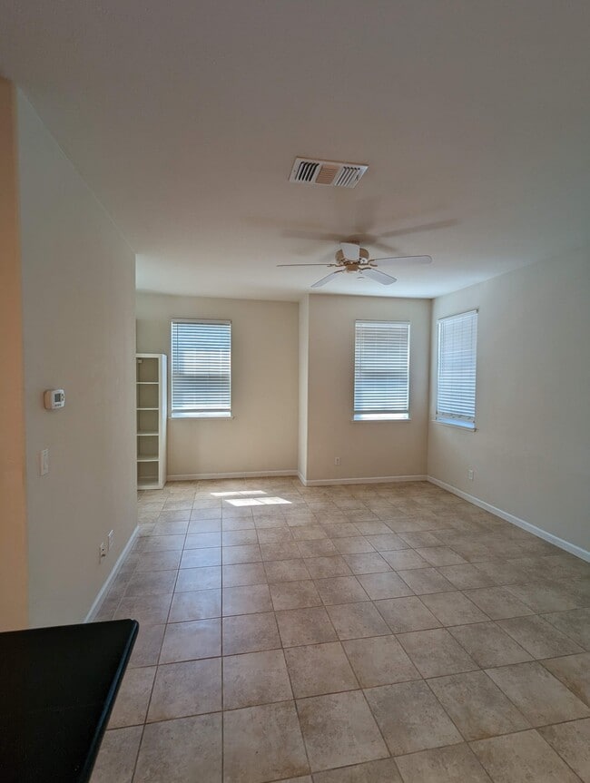 Building Photo - 1246 De Altura Cmns