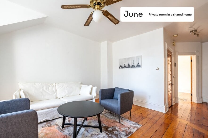 Building Photo - Room in Shared 2 bed/1 bath home