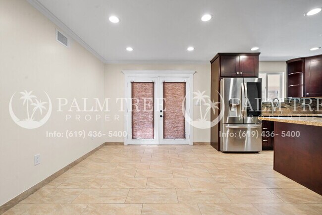 Building Photo - 1811 Greenfield Dr