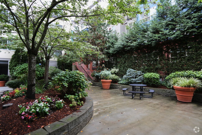 Building Photo - Promenade at the Park Apartment Homes