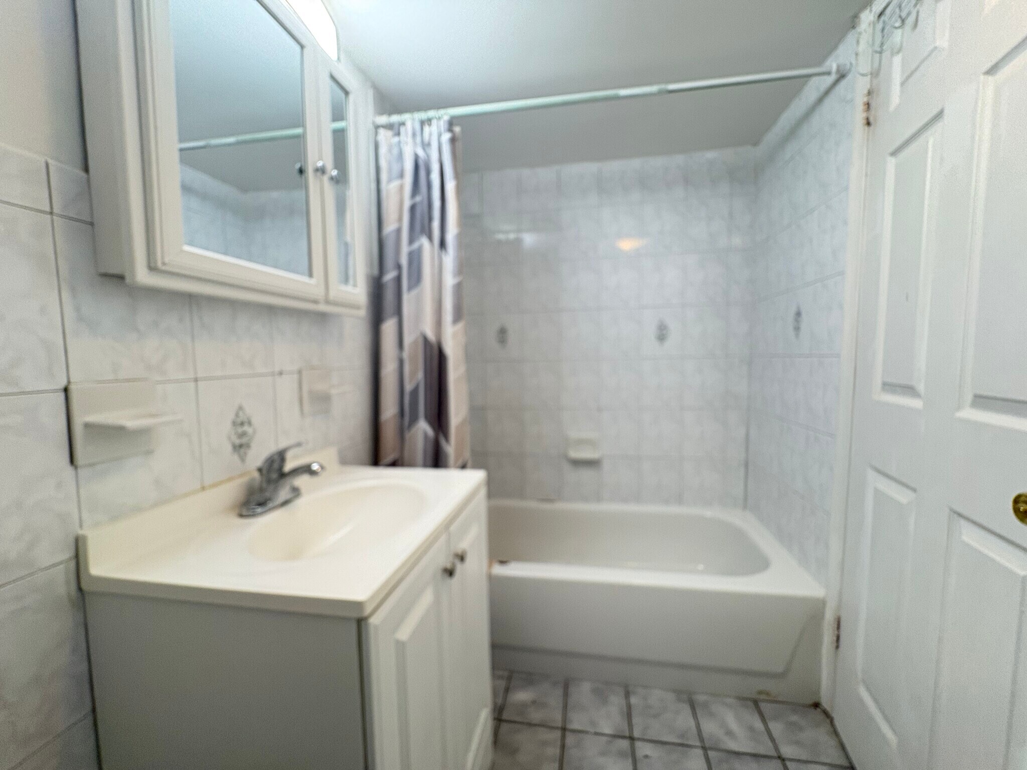 Unit G - 60 Stegman St