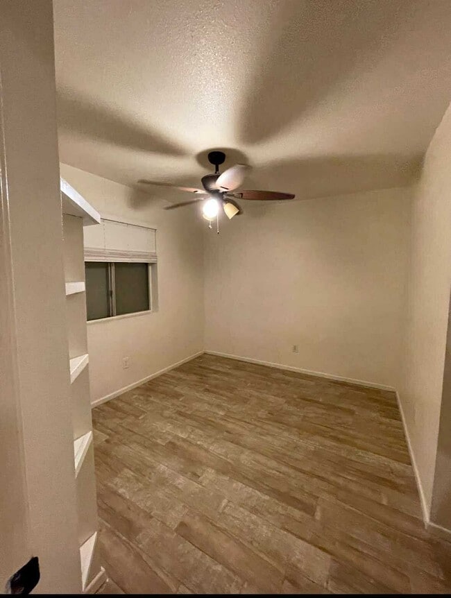 Building Photo - 8960 E 38th Ln