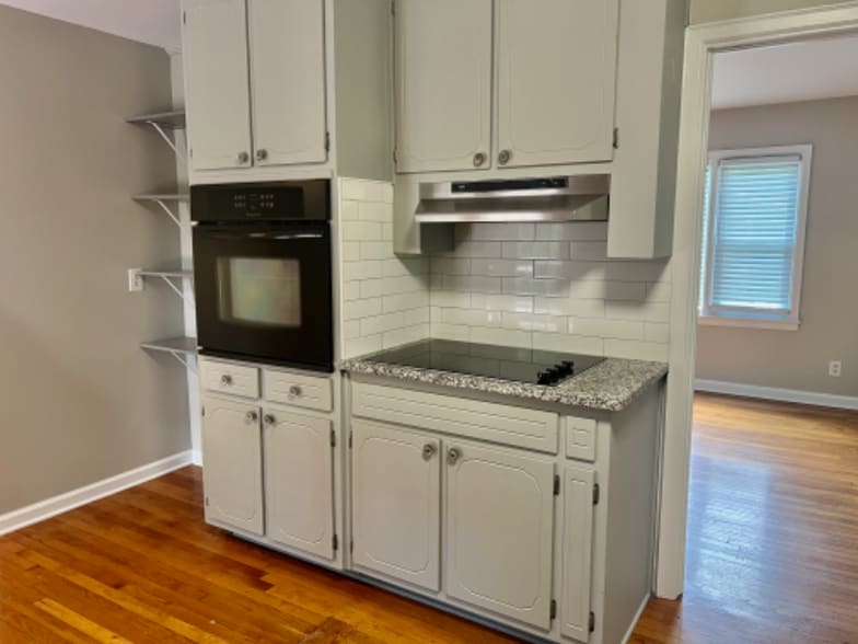 Building Photo - 3534 Maryvale Dr