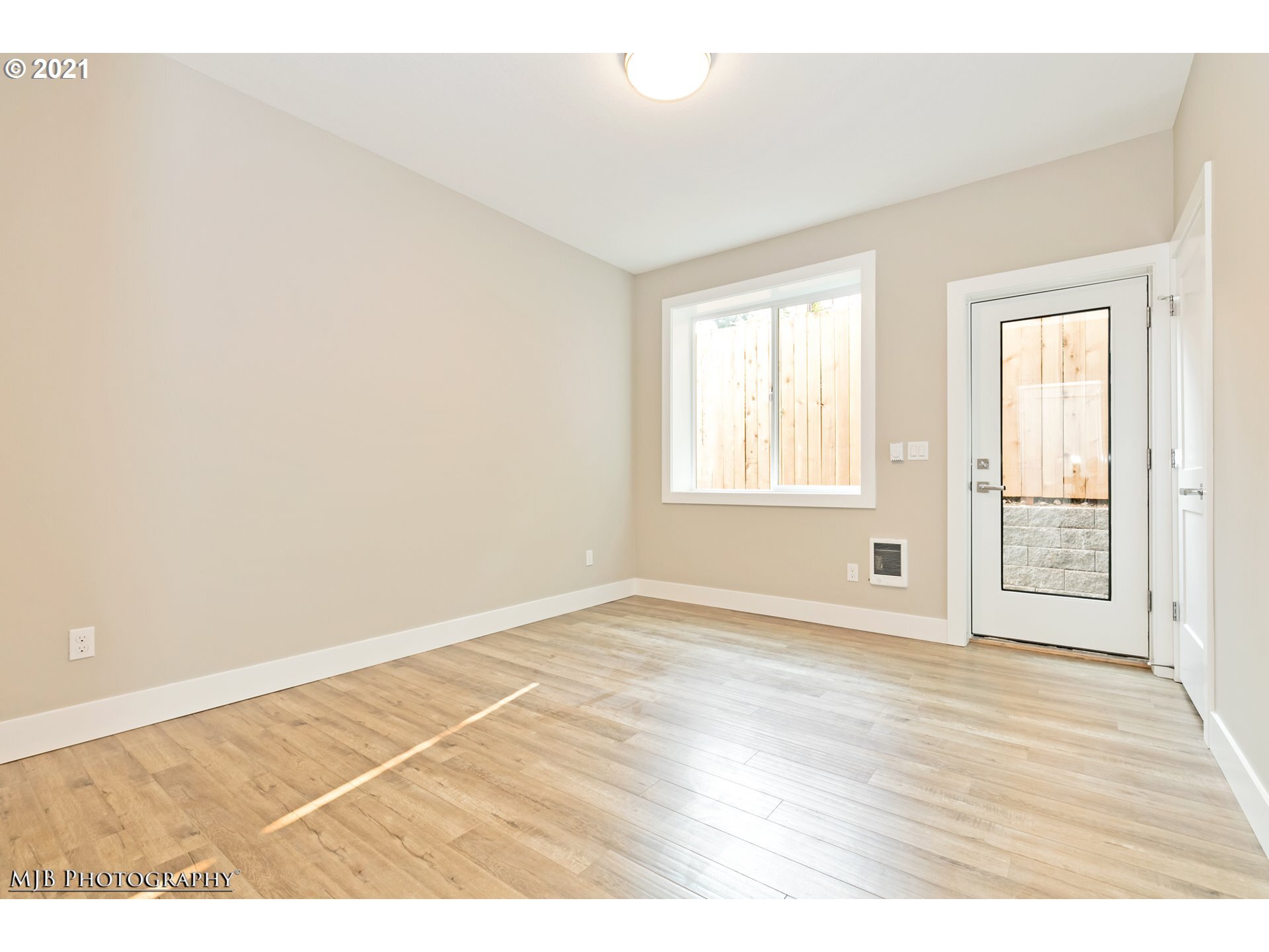 bedroom - 2834 NE Killingsworth St