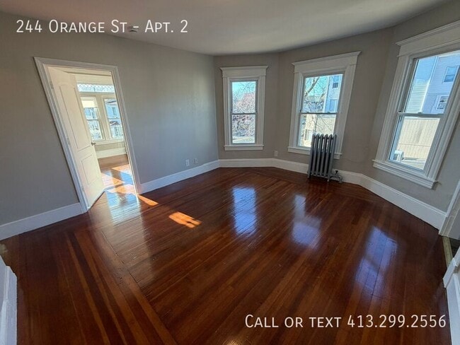 Building Photo - 244 Orange St