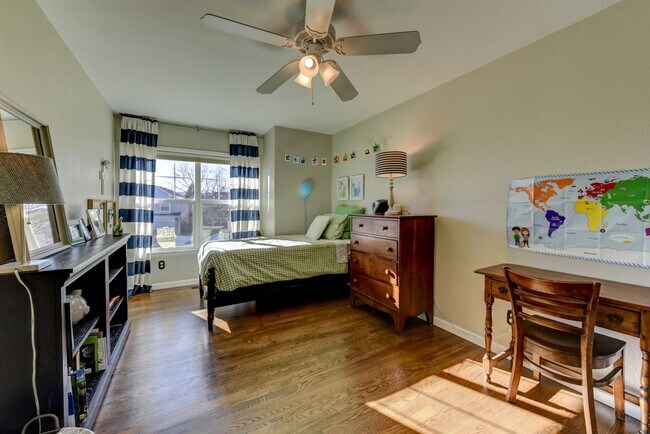 Building Photo - Stunning Upgraded 5BR 4BA Lafayette Home Near Coal Creek Trail & Hwy 287**