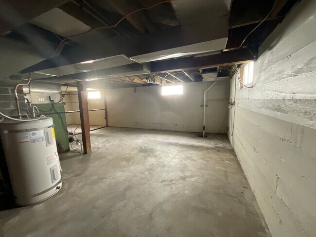 Building Photo - 2 Bed, 1 Bath Rambler - Downtown Ferndale