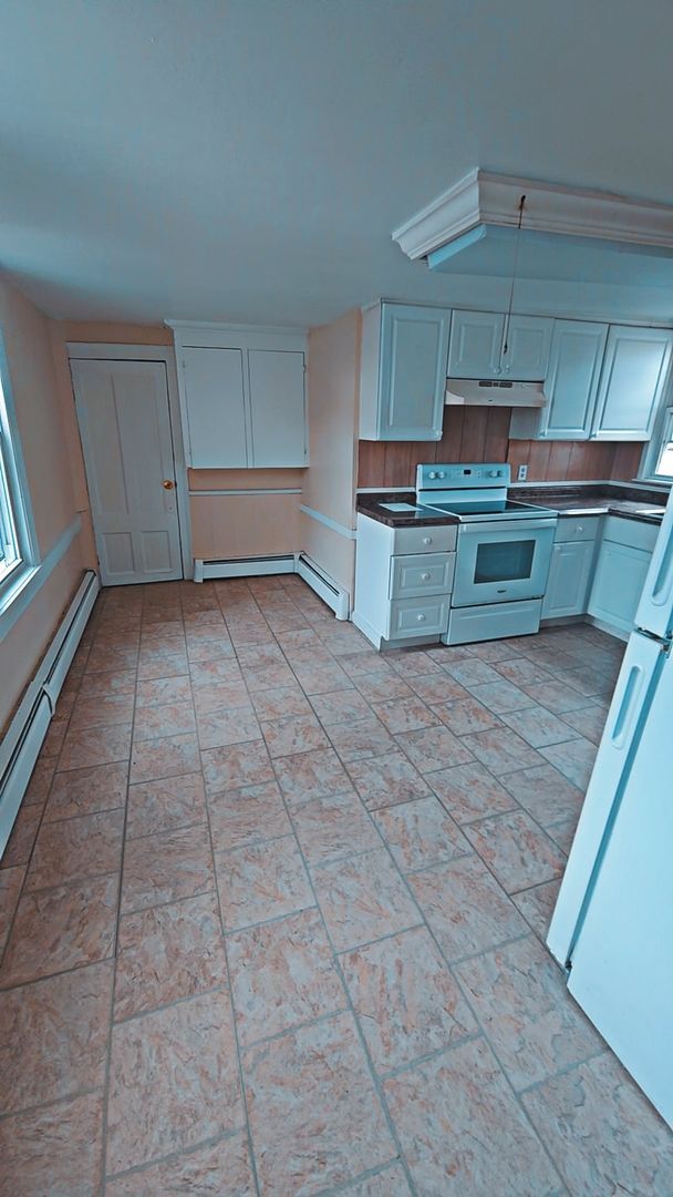 Building Photo - 12 Gray Ave