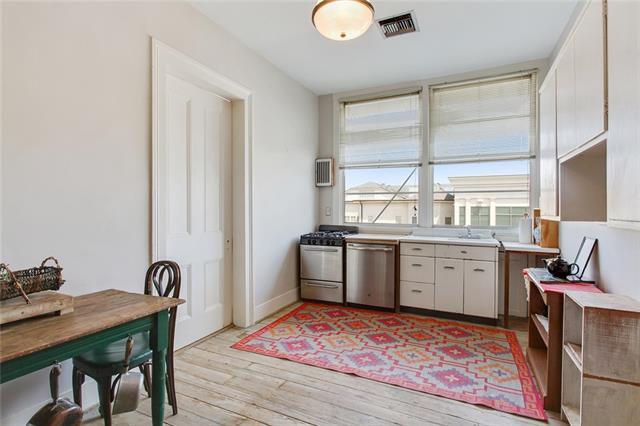 Building Photo - 1525 Louisiana Ave