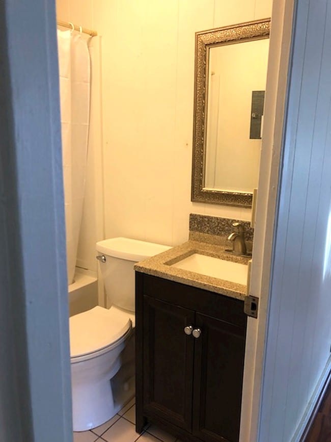 Building Photo - 605 Kaimana St