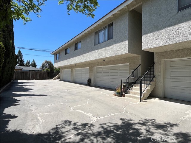 Building Photo - 16313 St Andrews Pl