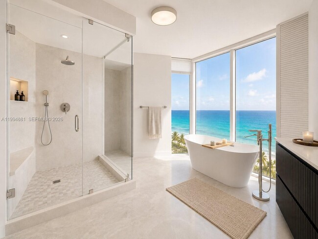 Building Photo - 17555 Collins Ave