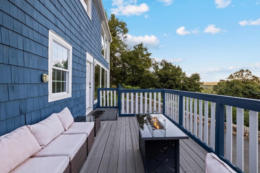 Building Photo - 52 Pavilion Rd