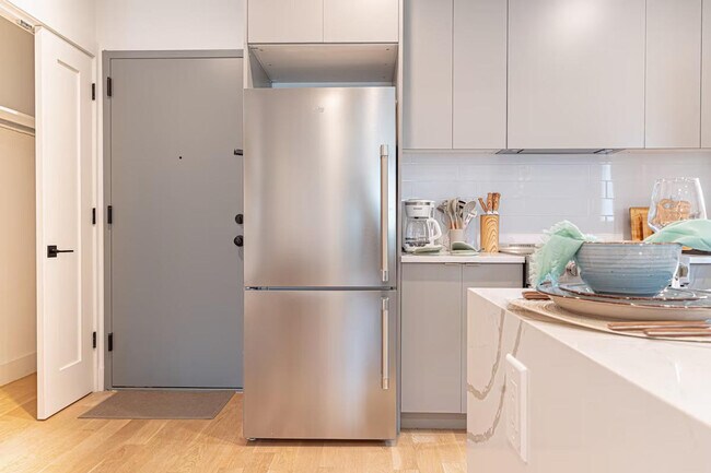 Building Photo - 1255 Decatur St