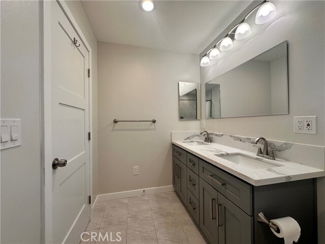 Building Photo - 211 E Walnut Ave