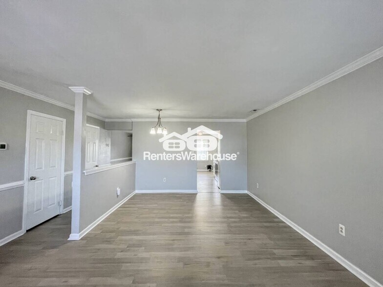 Building Photo - 808 Fraternity Ct