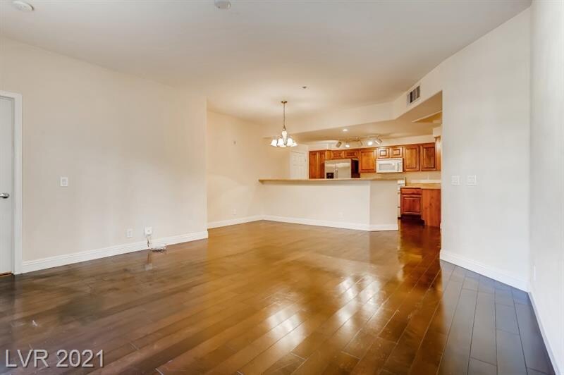 Building Photo - 8777 W Maule Ave