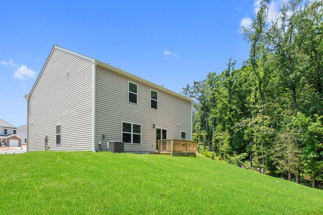 Building Photo - 6045 Sodium St