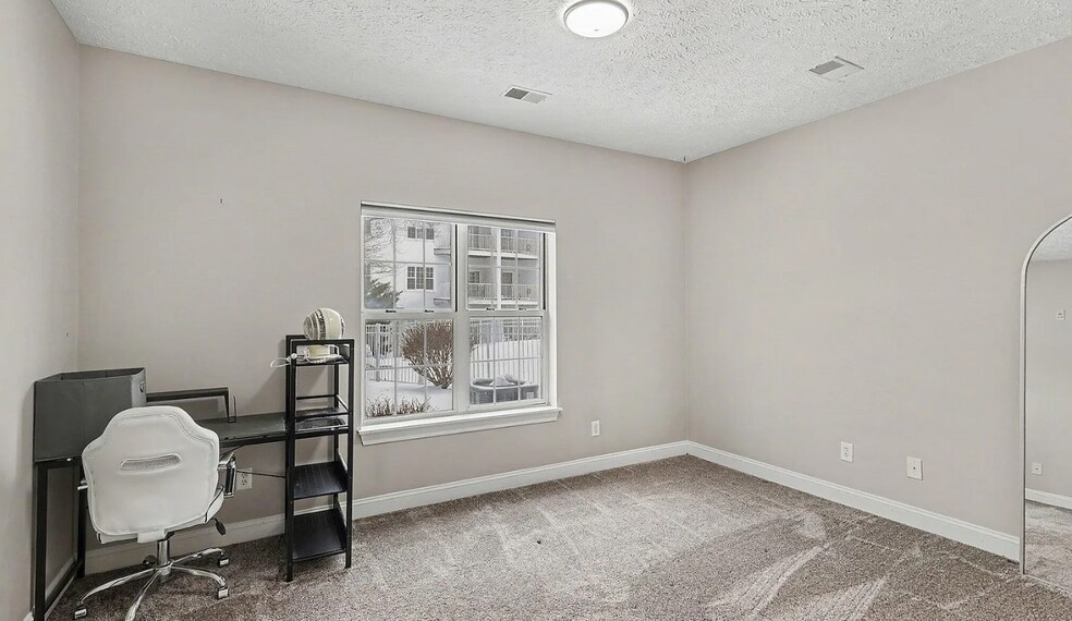 Building Photo - 288 W Saginaw St